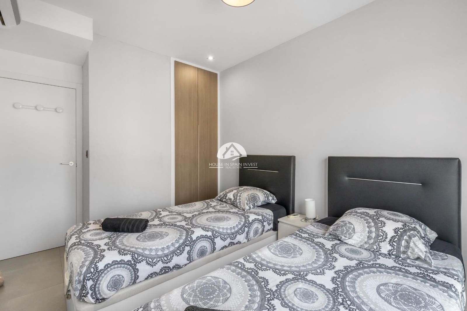 2 quarto Bungalow para venda em Los Balcones com piscina garagem - 269 900 € (Ref: 9796091)