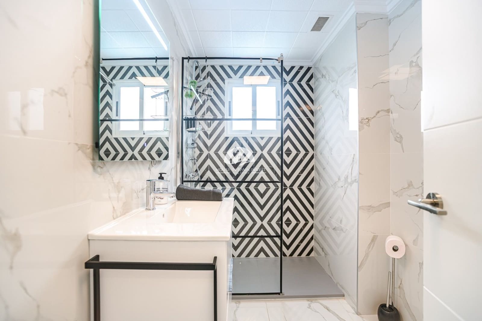 2 soverom Leilighet til salgs i Punta Prima med svømmebasseng - € 217 500 (Ref: 9798669)