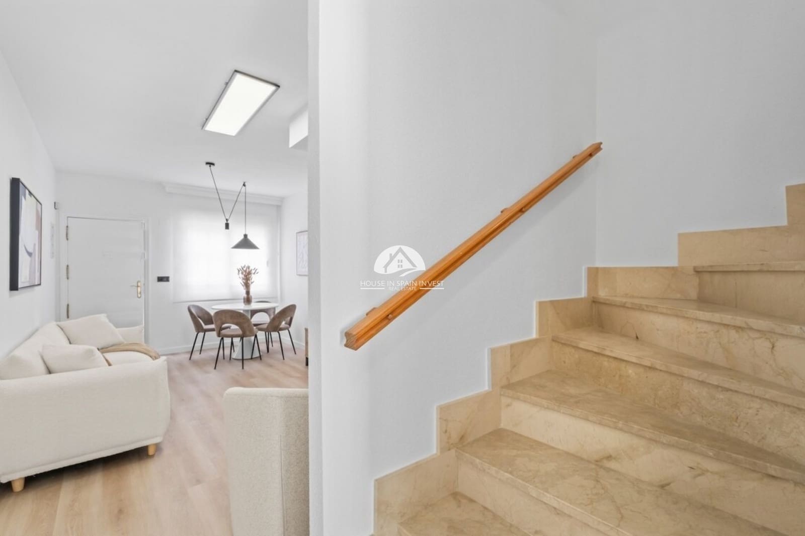 3 soverom Villa til salgs i Orihuela Costa med svømmebasseng garasje - € 269 800 (Ref: 9805708)