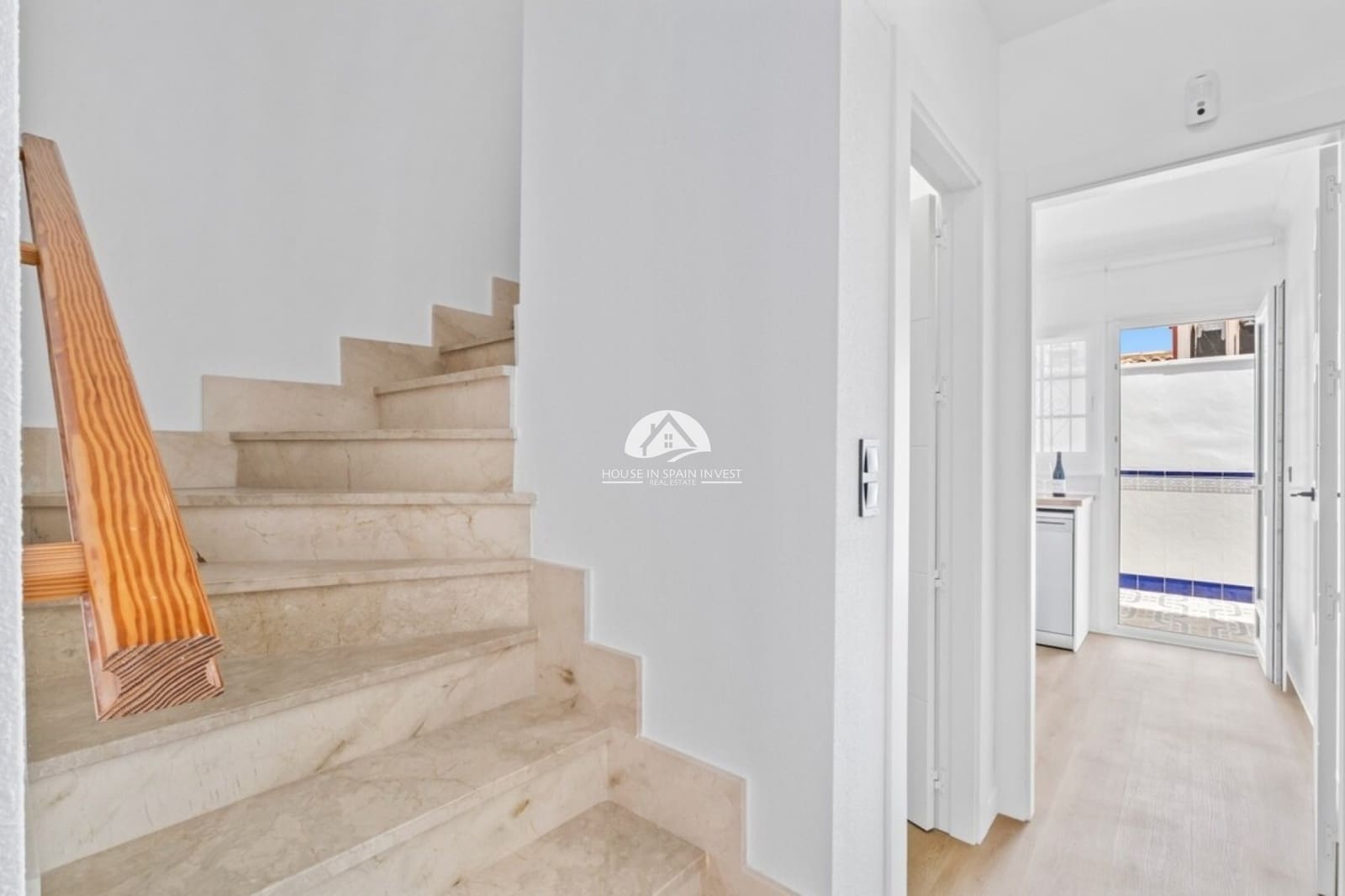 3 soverom Villa til salgs i Orihuela Costa med svømmebasseng garasje - € 269 800 (Ref: 9805708)