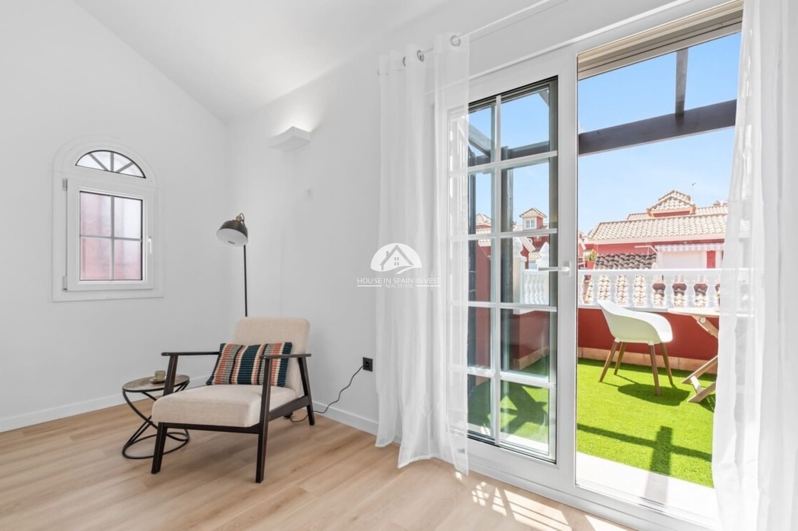 3 soverom Villa til salgs i Orihuela Costa med svømmebasseng garasje - € 269 800 (Ref: 9805708)