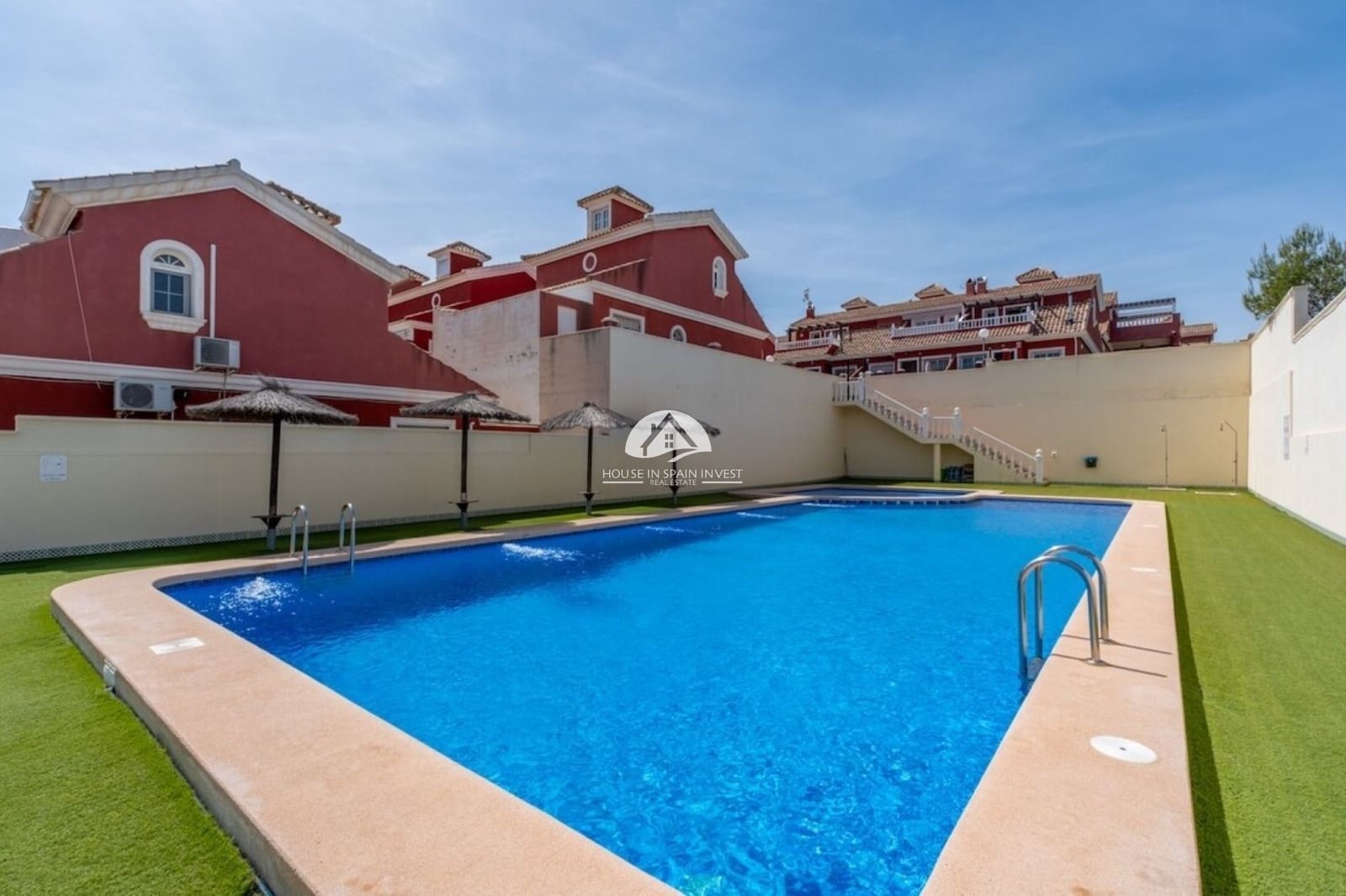3 soverom Villa til salgs i Orihuela Costa med svømmebasseng garasje - € 269 800 (Ref: 9805708)