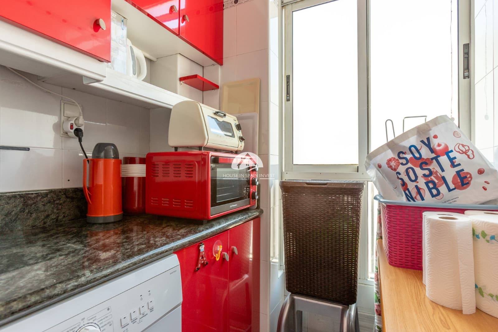 Apartamento de 2 habitaciones en Torrevieja en venta con piscina - 145.000 € (Ref: 9805709)