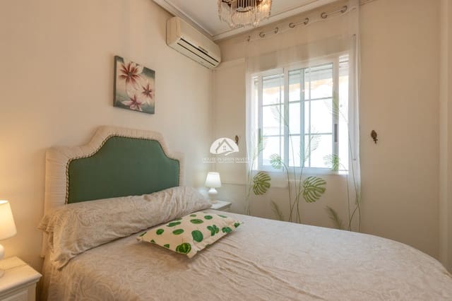 Apartamento de 2 habitaciones en Nueva Torrevieja, Torrevieja en venta con piscina - 145.000 € (Ref: 9805709)