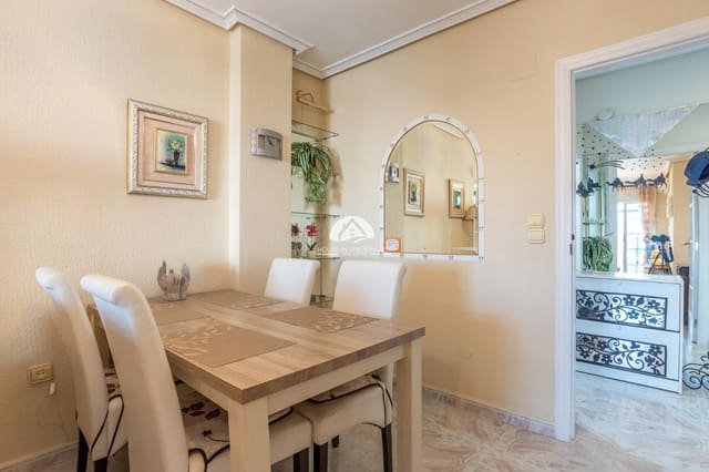 Apartamento de 2 habitaciones en Nueva Torrevieja, Torrevieja en venta con piscina - 145.000 € (Ref: 9805709)