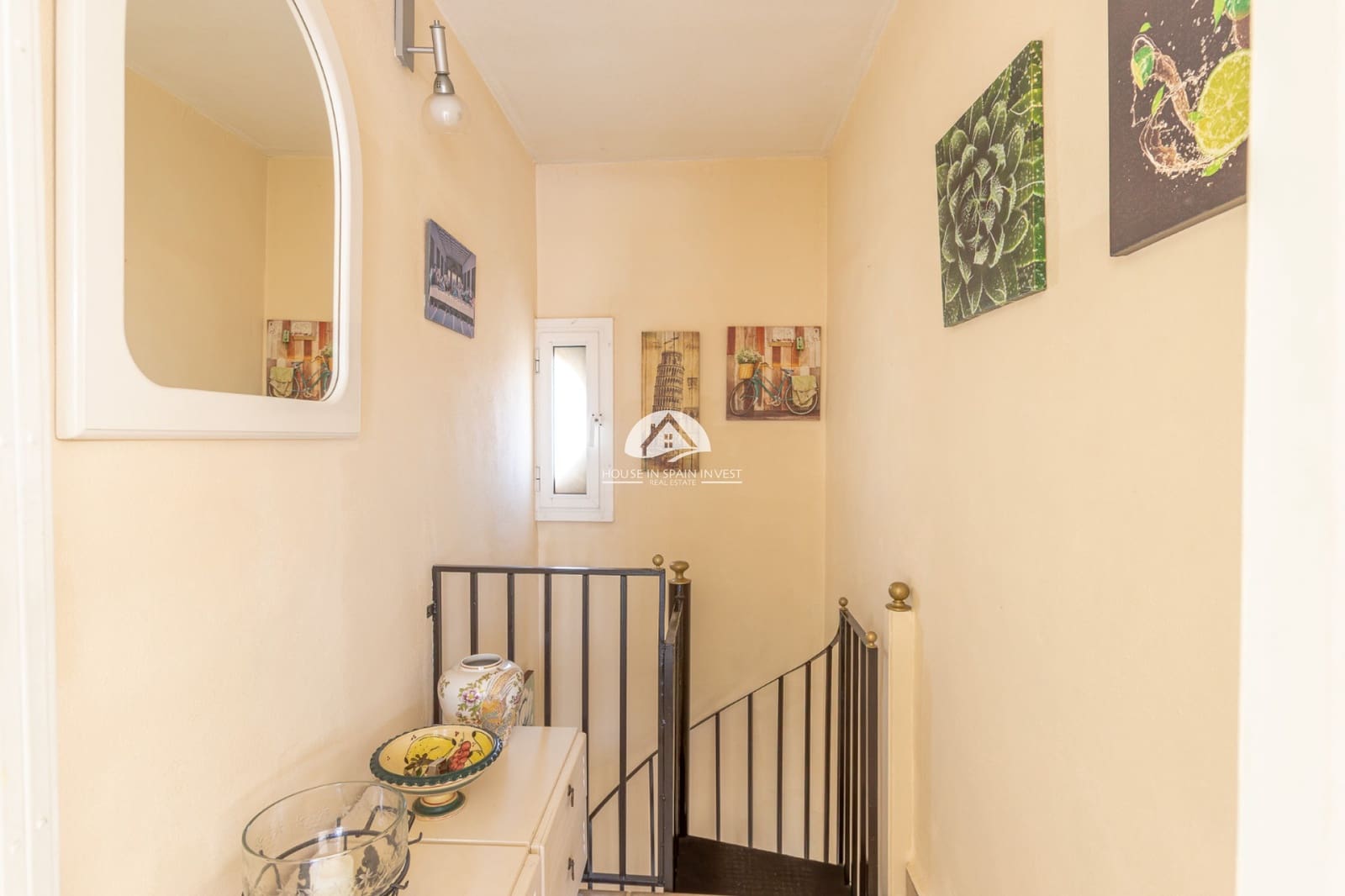 Apartamento de 2 habitaciones en Torrevieja en venta con piscina - 145.000 € (Ref: 9805709)