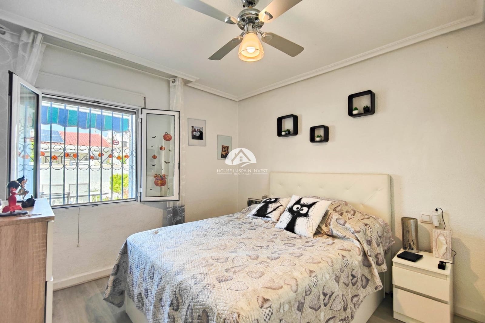 2 makuuhuone Omakotitalo myytävänä paikassa Torrevieja - 129 900 € (Ref: 9807445)