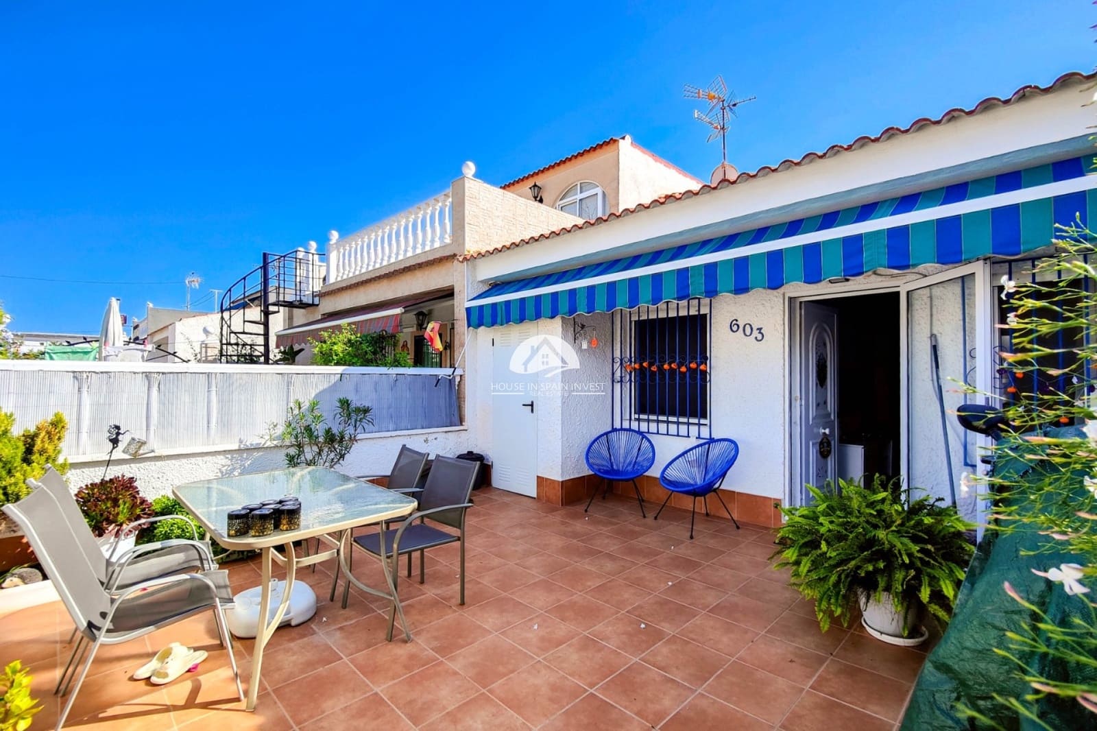 2 makuuhuone Omakotitalo myytävänä paikassa Torrevieja - 129 900 € (Ref: 9807445)