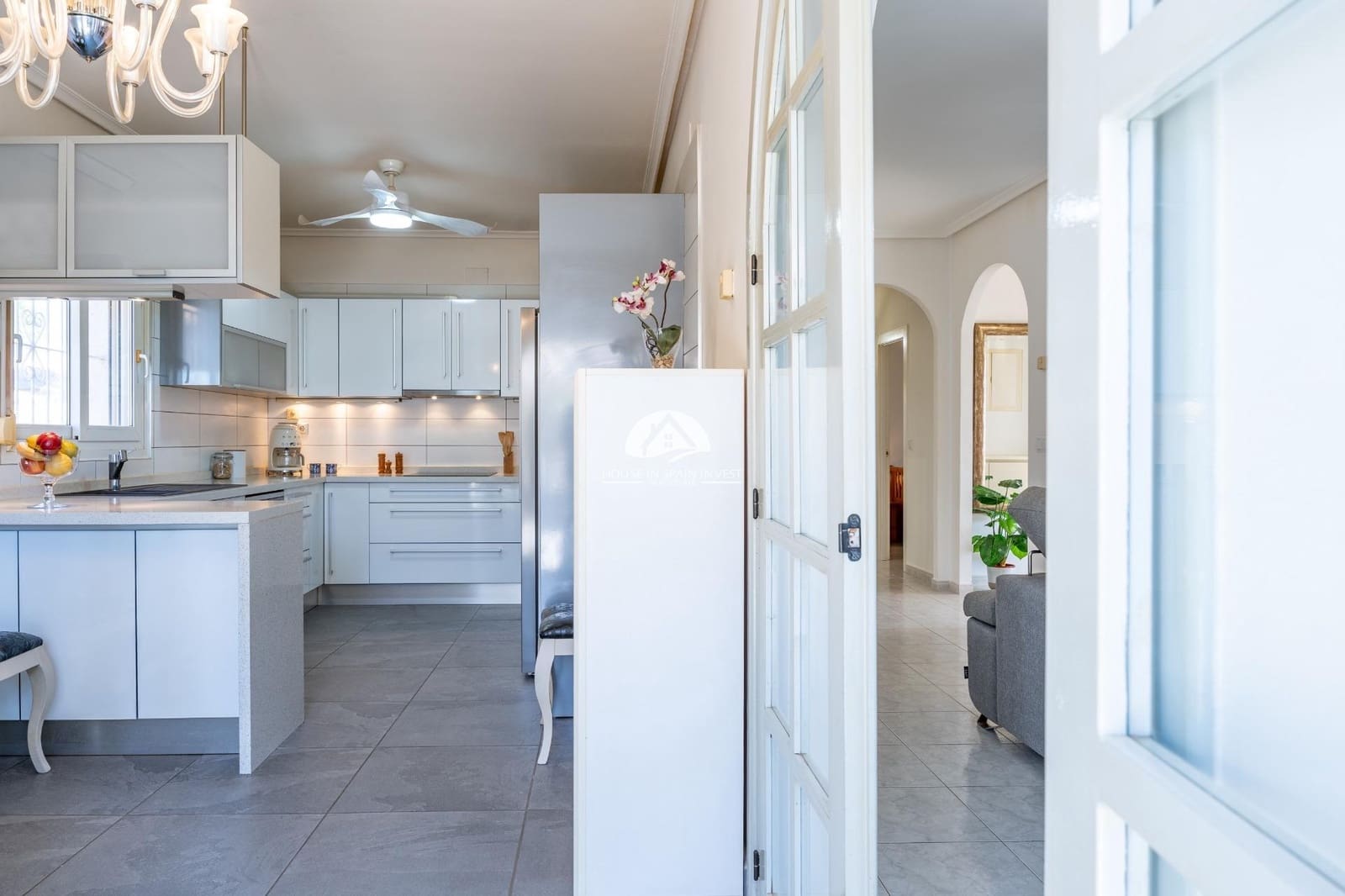 3 bedroom Villa for sale in Playa Flamenca with pool garage - € 585,000 (Ref: 9819221)