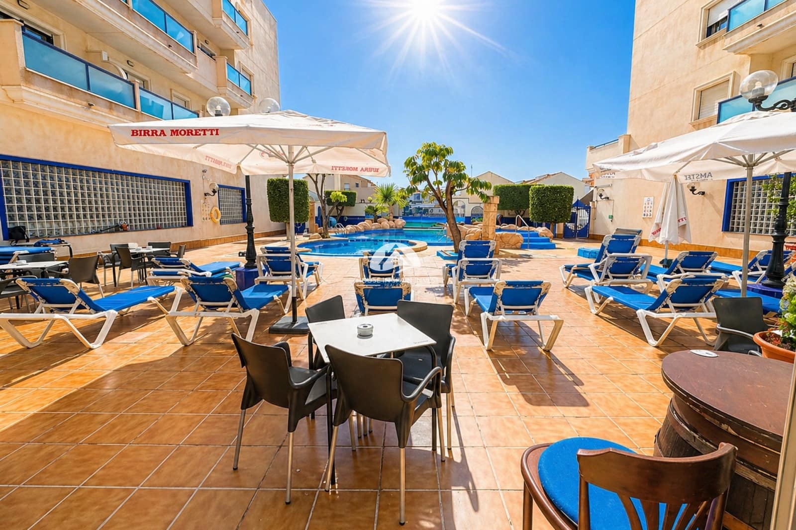 2 soveværelse Lejlighed til salg i Cabo Roig med swimmingpool garage - € 185.000 (Ref: 9819224)