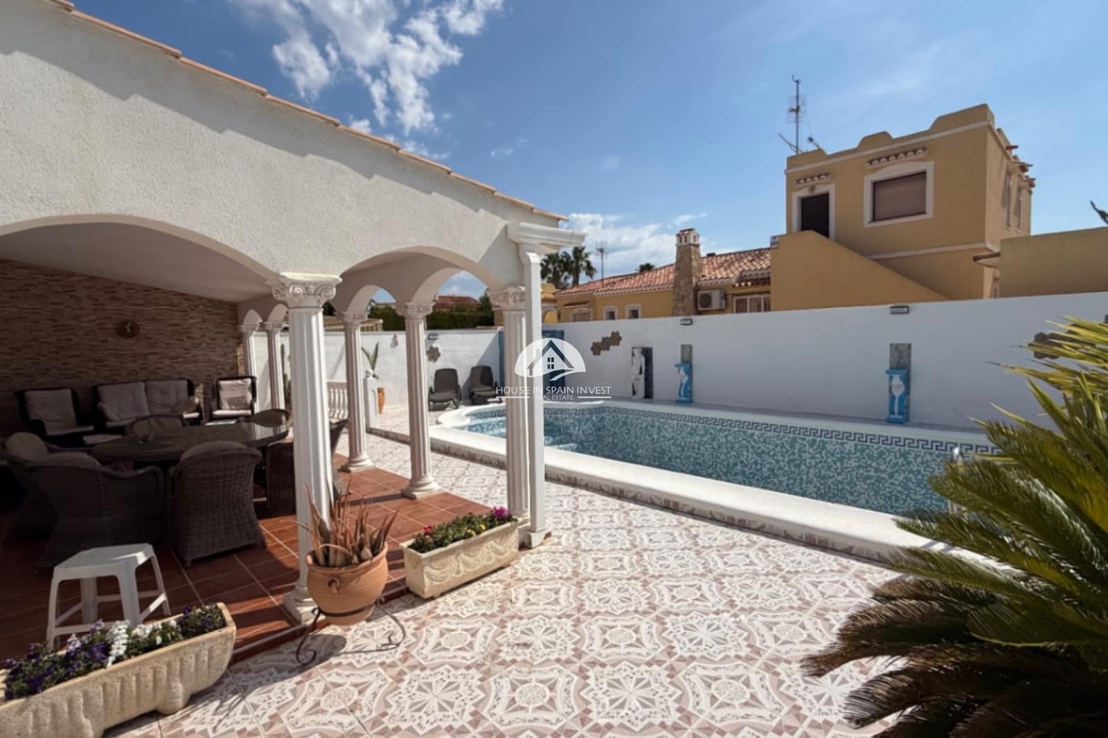 3 slaapkamer Huis te koop in Torrevieja met zwembad garage - € 389.000 (Ref: 9826838)