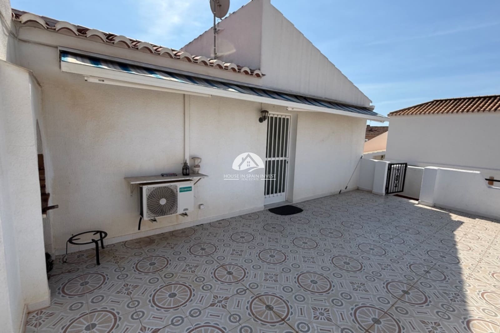3 slaapkamer Huis te koop in Torrevieja met zwembad garage - € 389.000 (Ref: 9826838)