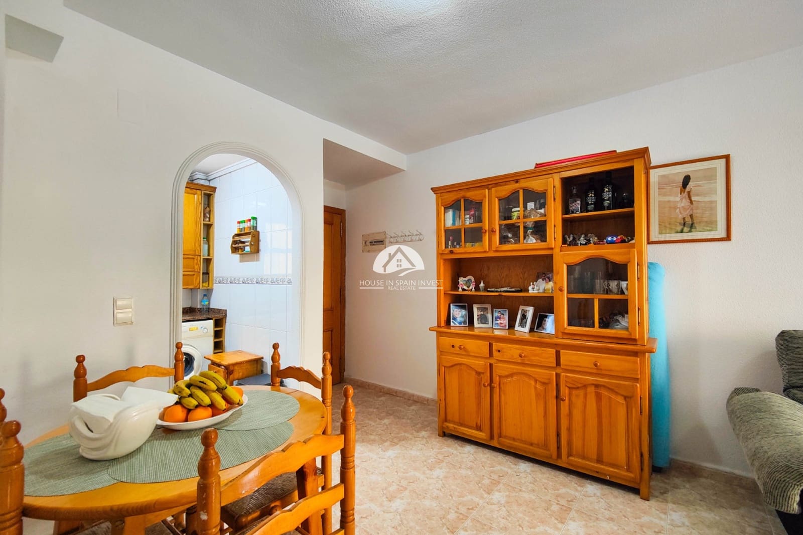 2 soverom Leilighet til salgs i Torrevieja med svømmebasseng garasje - € 125 000 (Ref: 9828105)