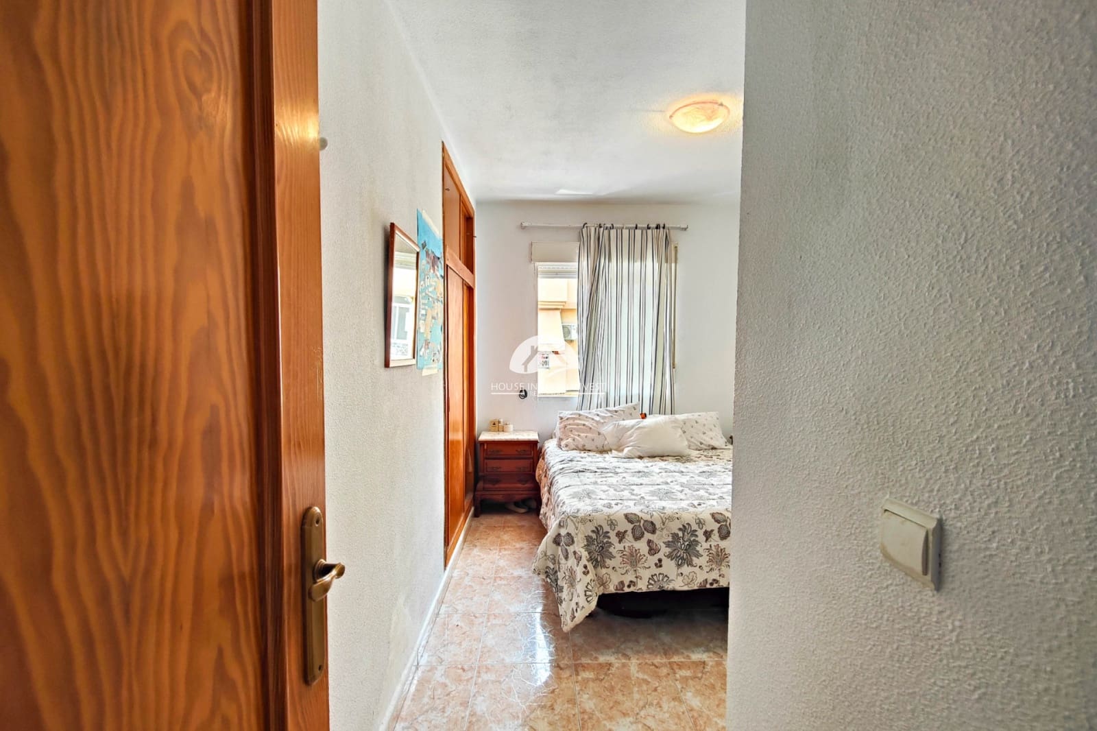 2 soverom Leilighet til salgs i Torrevieja med svømmebasseng garasje - € 125 000 (Ref: 9828105)