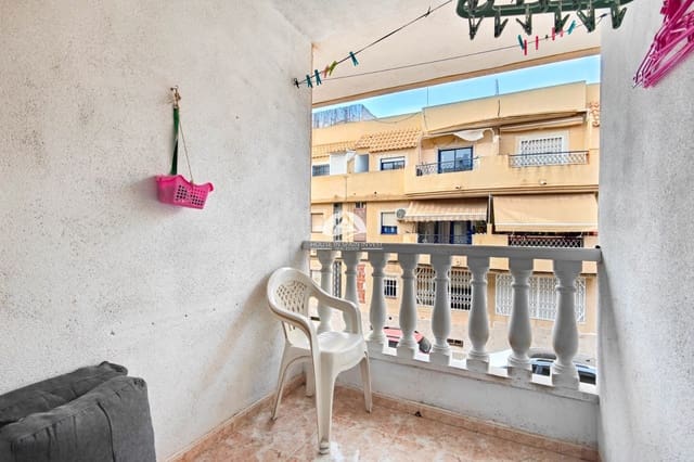 2 Zimmer Apartment zu verkaufen in Nueva Torrevieja, Torrevieja mit Pool Garage - 125.000 € (Ref: 9828105)
