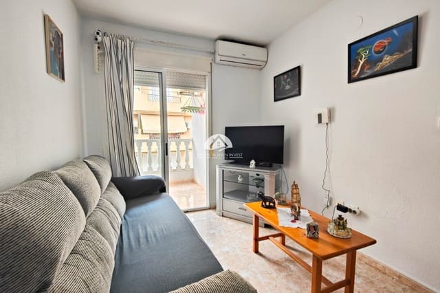 2 Zimmer Apartment zu verkaufen in Nueva Torrevieja, Torrevieja mit Pool Garage - 125.000 € (Ref: 9828105)