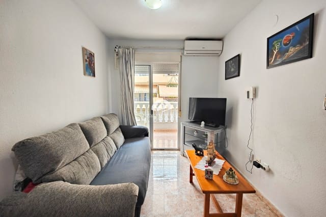 2 Zimmer Apartment zu verkaufen in Centro, Torrevieja mit Pool Garage - 114.990 € (Ref: 9828105)