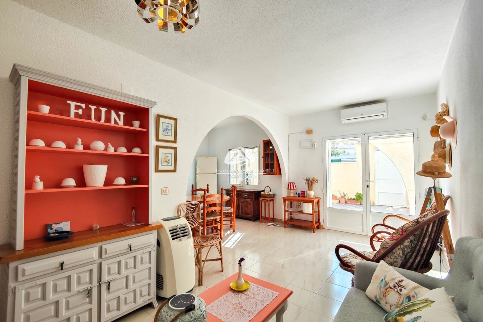 2 sypialnia Dom na sprzedaż w Torrevieja z garażem - 219 900 € (Ref: 9841564)