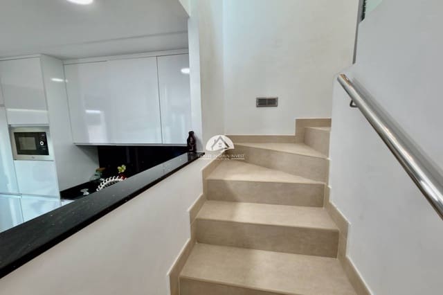 3 bedroom Villa for sale in Benijófar with pool garage - € 425,000 (Ref: 9841565)