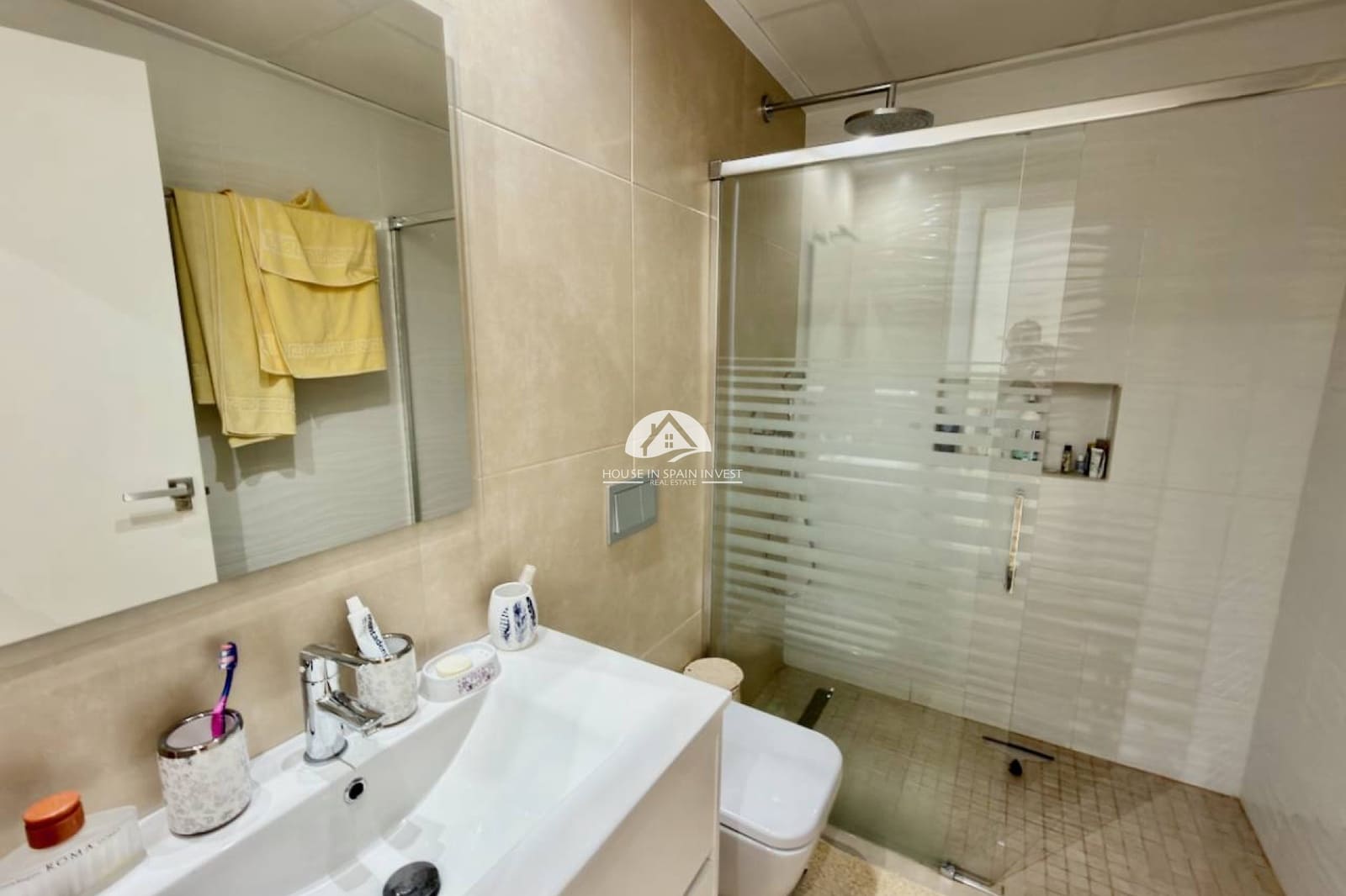 3 bedroom Villa for sale in Benijofar with pool garage - € 425,000 (Ref: 9841565)