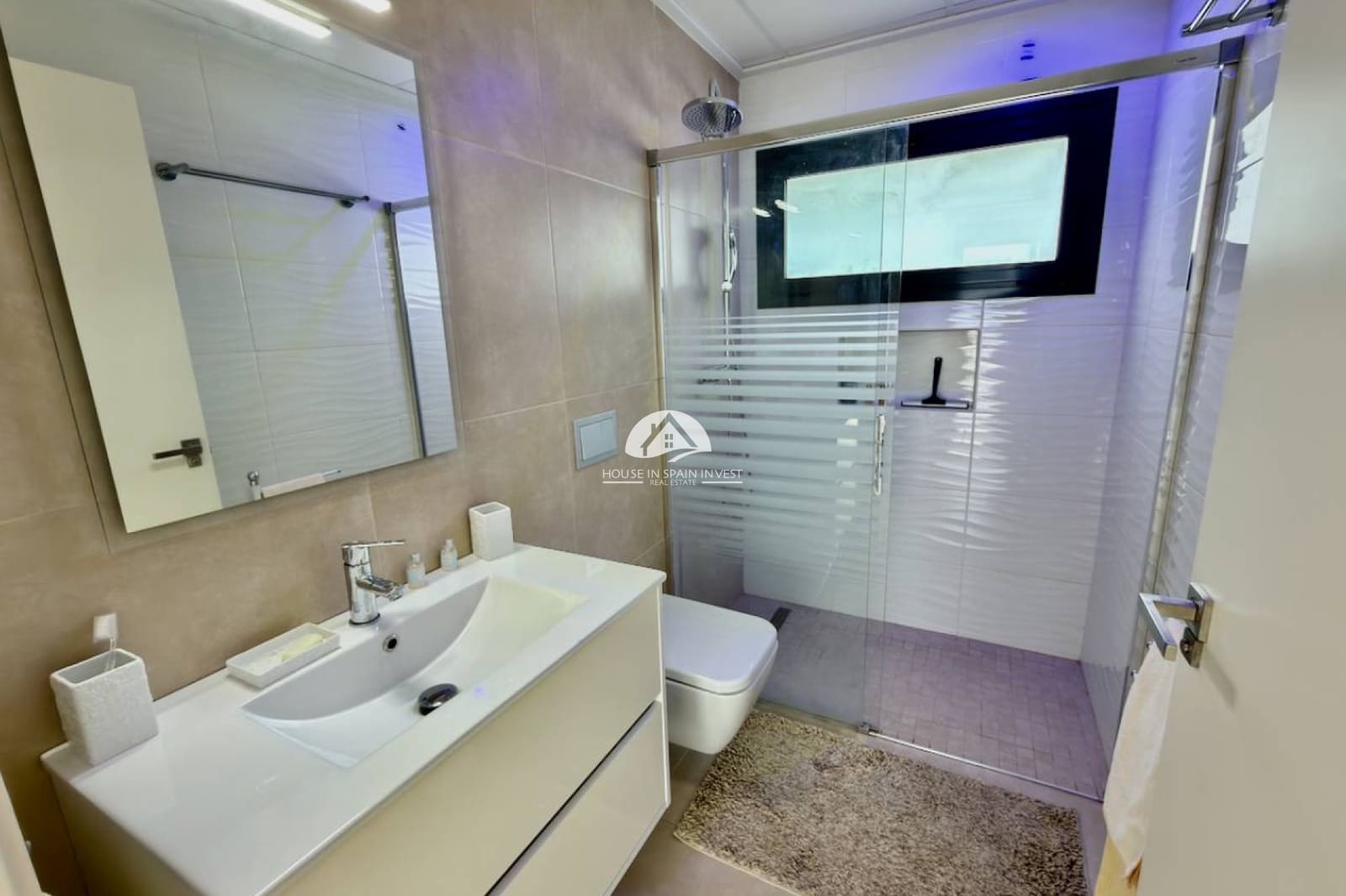 3 bedroom Villa for sale in Benijofar with pool garage - € 425,000 (Ref: 9841565)