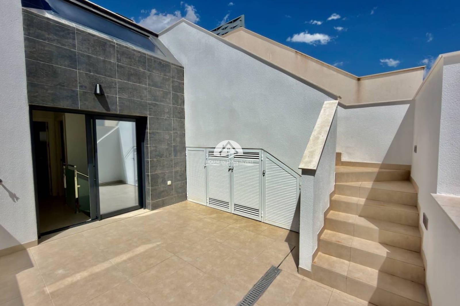 3 bedroom Villa for sale in Benijofar with pool garage - € 425,000 (Ref: 9841565)