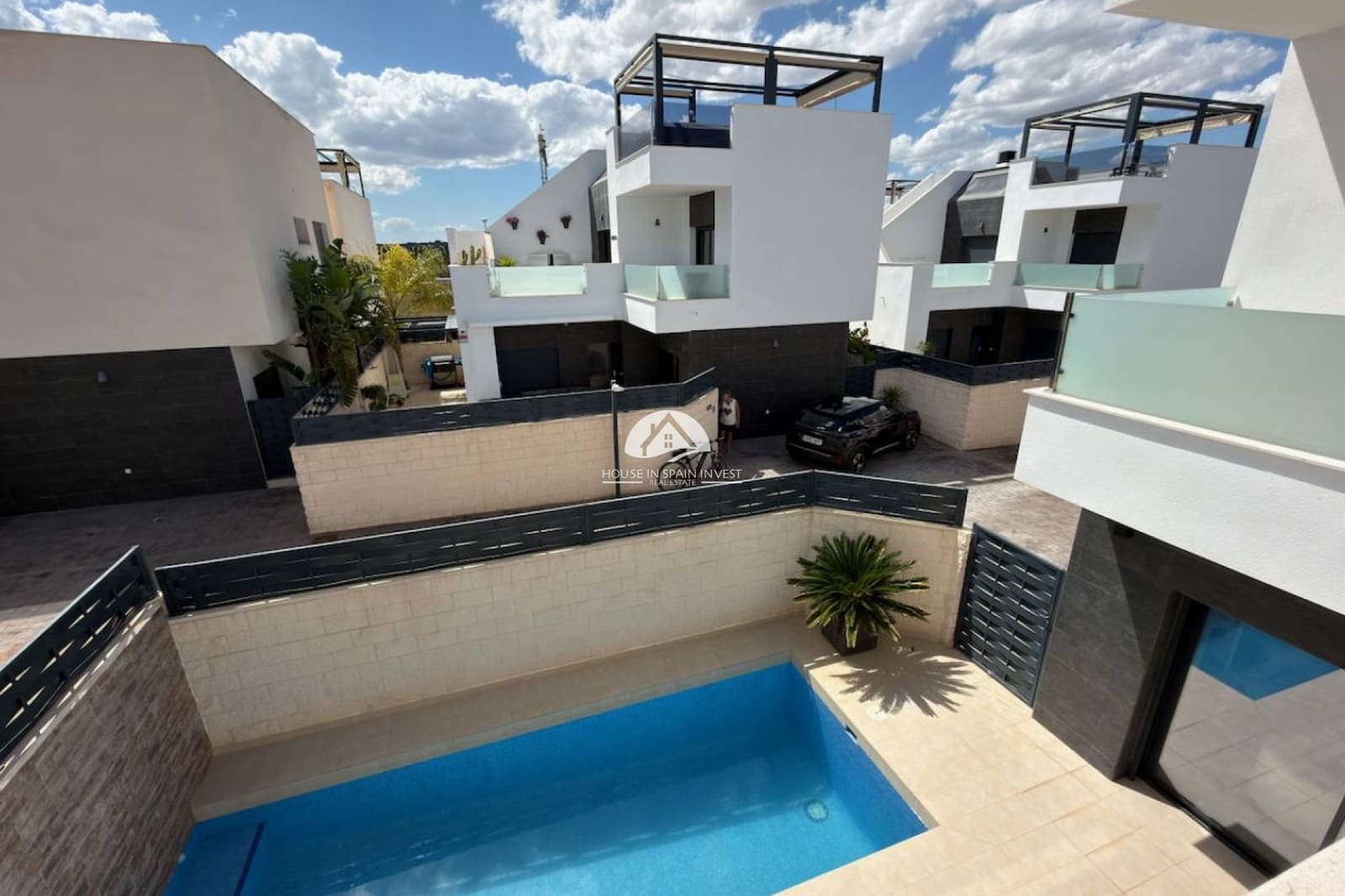 3 bedroom Villa for sale in Benijofar with pool garage - € 425,000 (Ref: 9841565)