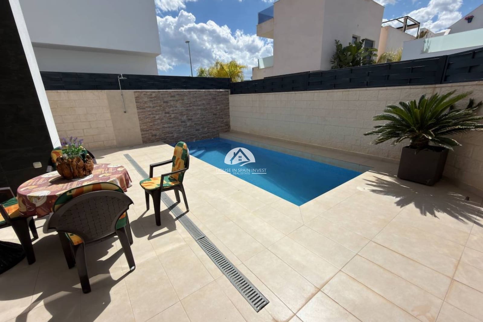 3 bedroom Villa for sale in Benijofar with pool garage - € 425,000 (Ref: 9841565)