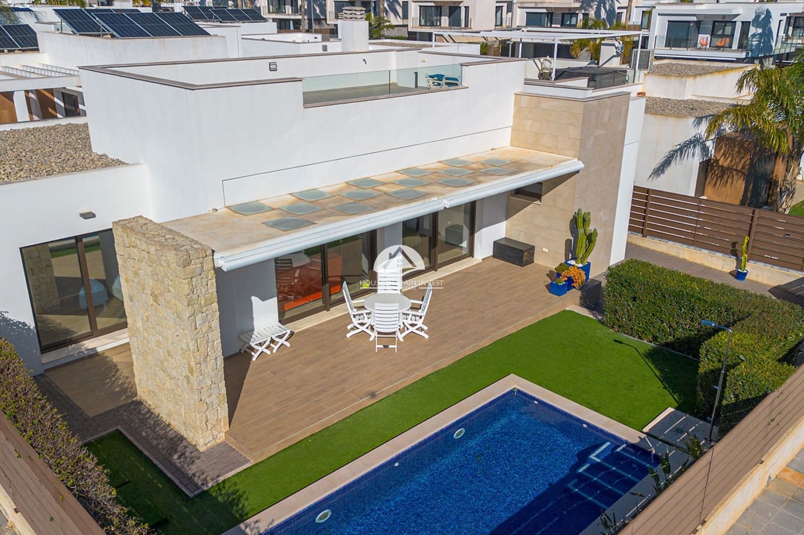 3 bedroom Villa for sale in Vistabella with pool garage - € 475,000 (Ref: 9841566)