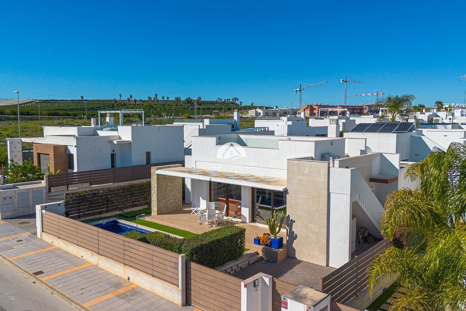 3 bedroom Villa for sale in Vistabella with pool garage - € 475,000 (Ref: 9841566)