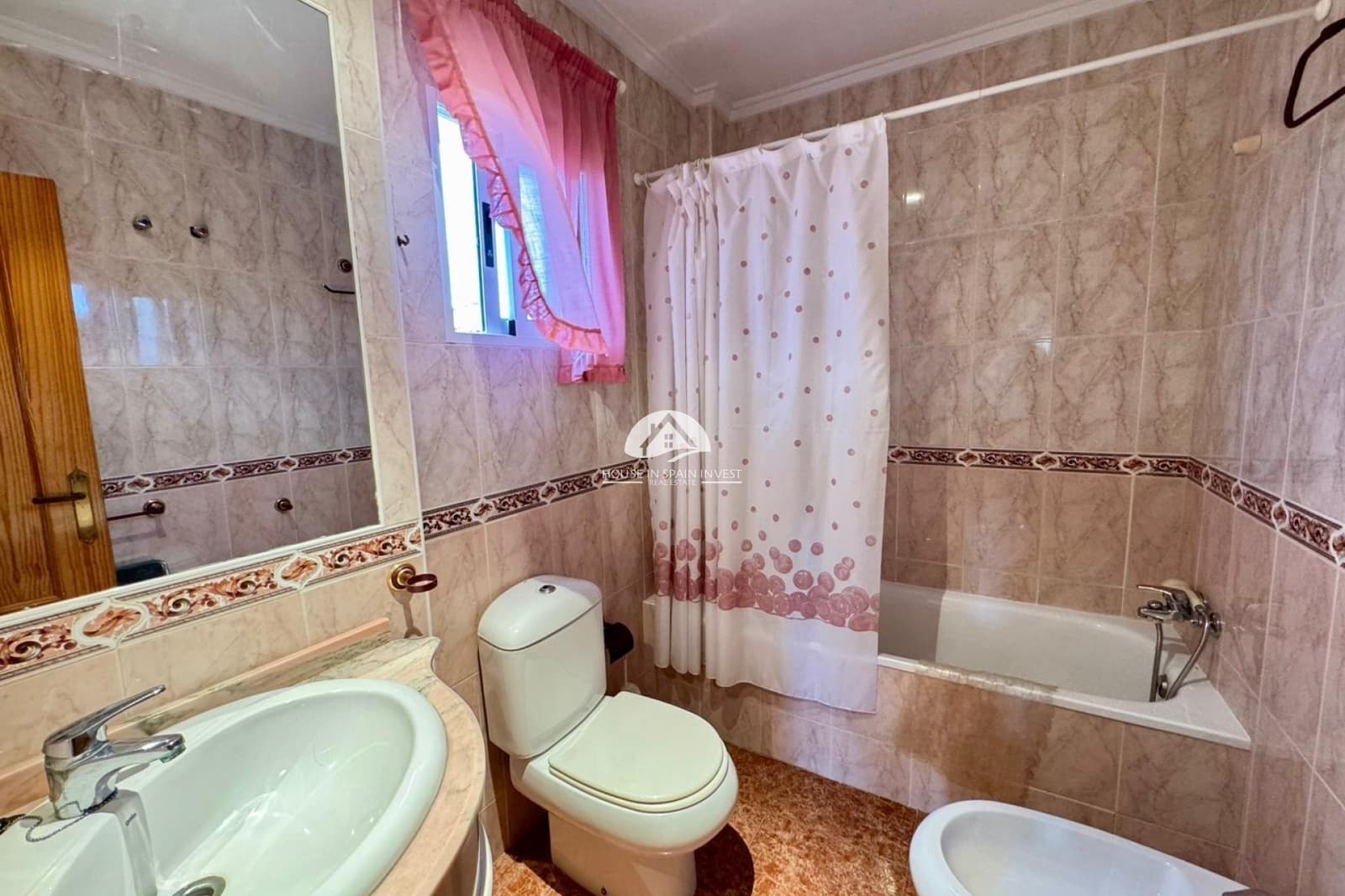 3 Zimmer Villa zu verkaufen in Los Balcones mit Pool Garage - 330.000 € (Ref: 9841568)