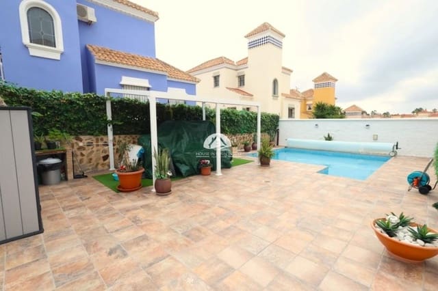 4 soveværelse Villa til salg i Las Filipinas med swimmingpool garage - € 408.000 (Ref: 9841569)