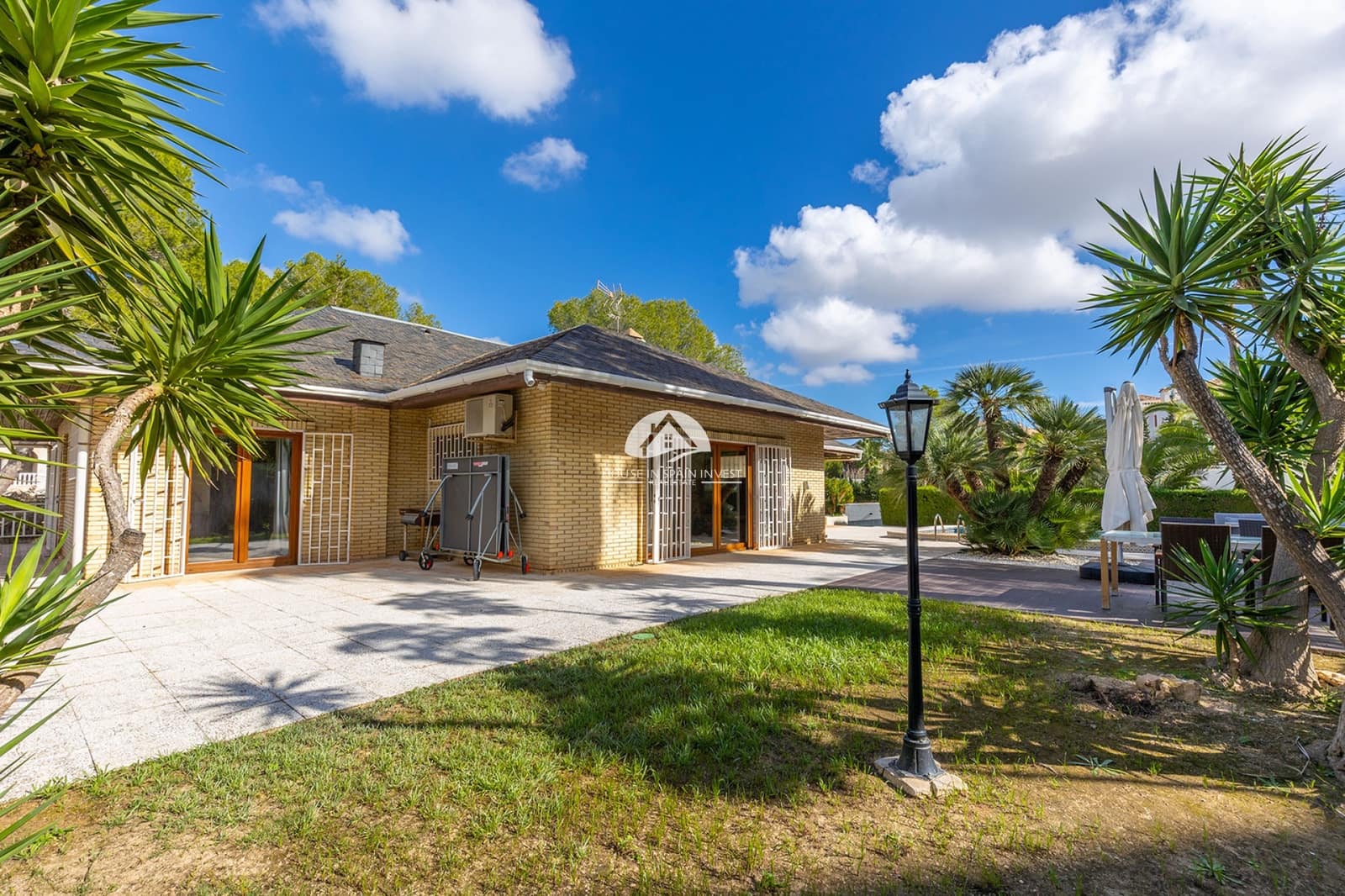 5 Zimmer Villa zu verkaufen in Orihuela Costa - 670.000 € (Ref: 9841570)