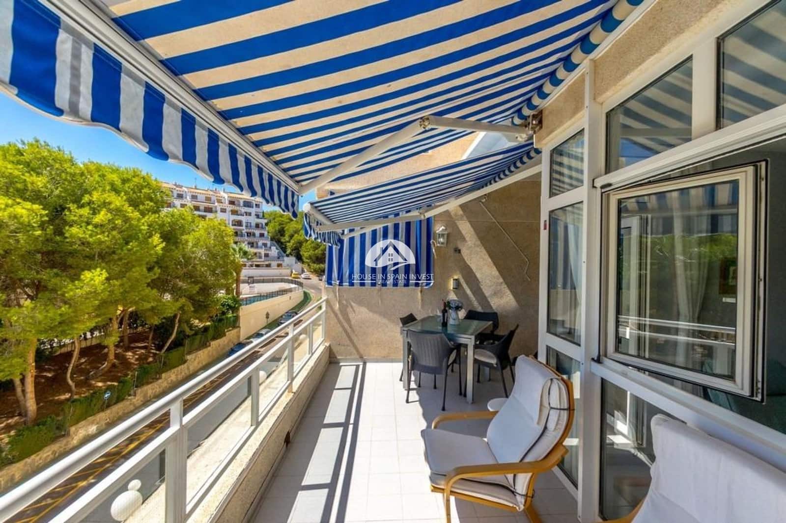 3 bedroom Apartment for sale in Dehesa de Campoamor with pool - € 215,000 (Ref: 9841573)