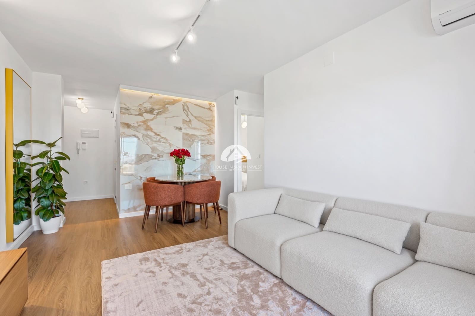 2 makuuhuone Huoneisto myytävänä paikassa Orihuela Costa mukana uima-altaan - 235 000 € (Ref: 9841574)
