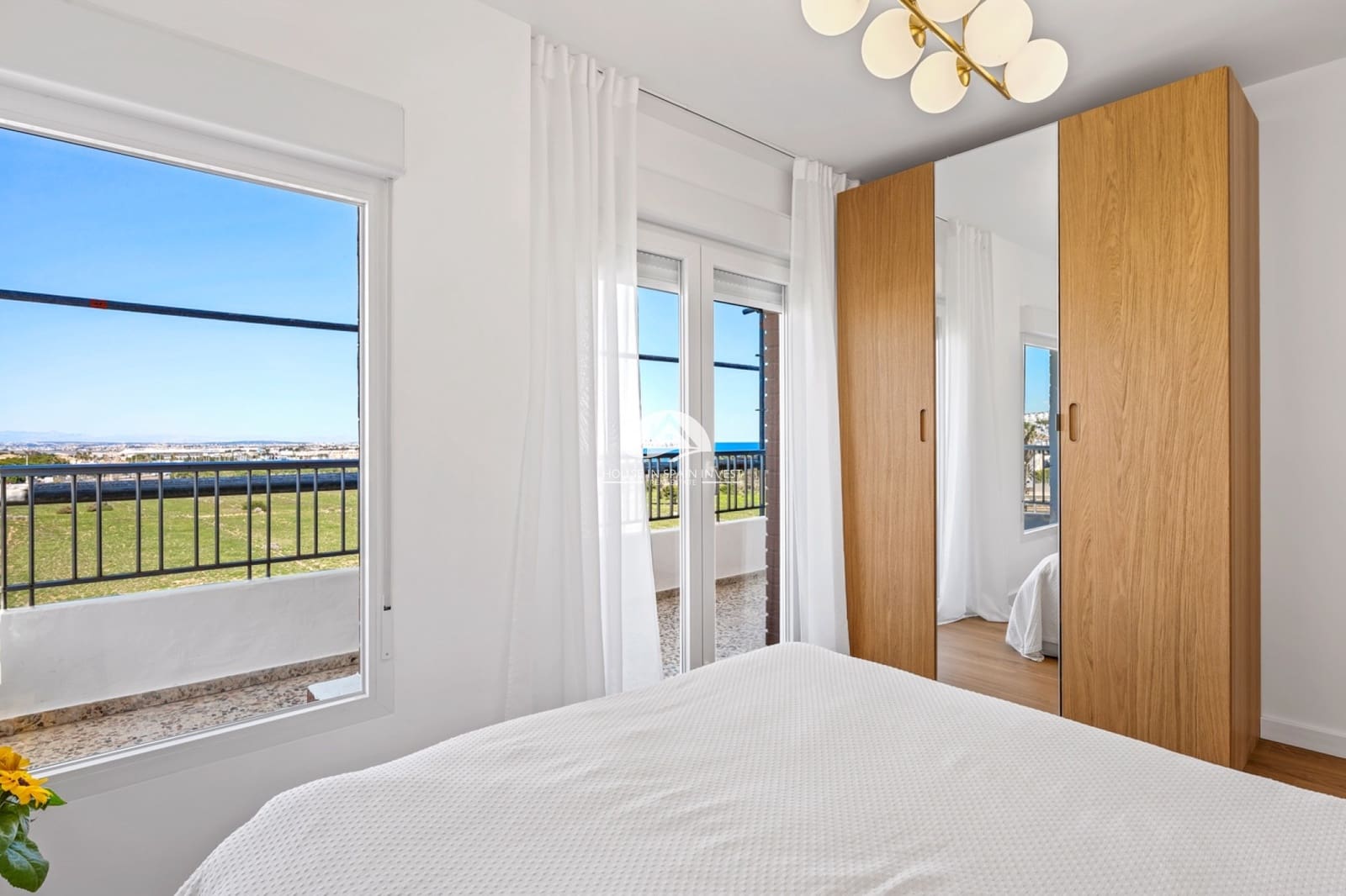 2 makuuhuone Huoneisto myytävänä paikassa Orihuela Costa mukana uima-altaan - 235 000 € (Ref: 9841574)