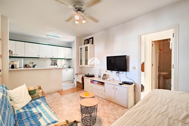 1 chambre Bungalow à vendre à Punta Prima, Torrevieja avec piscine - 131 000 € (Ref: 9841582)