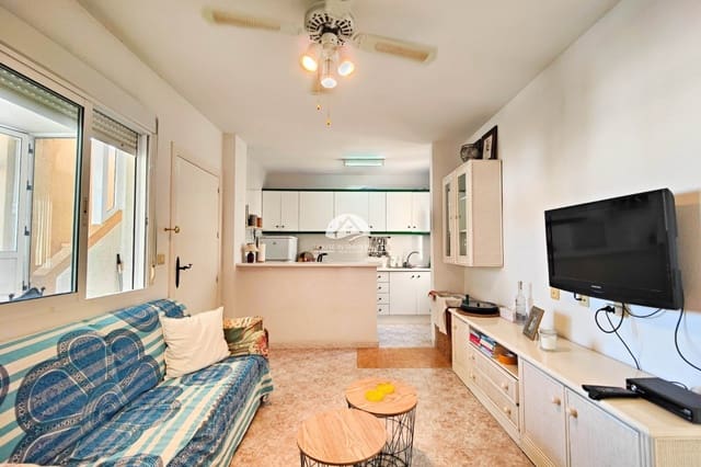 1 chambre Bungalow à vendre à Punta Prima, Torrevieja avec piscine - 131 000 € (Ref: 9841582)