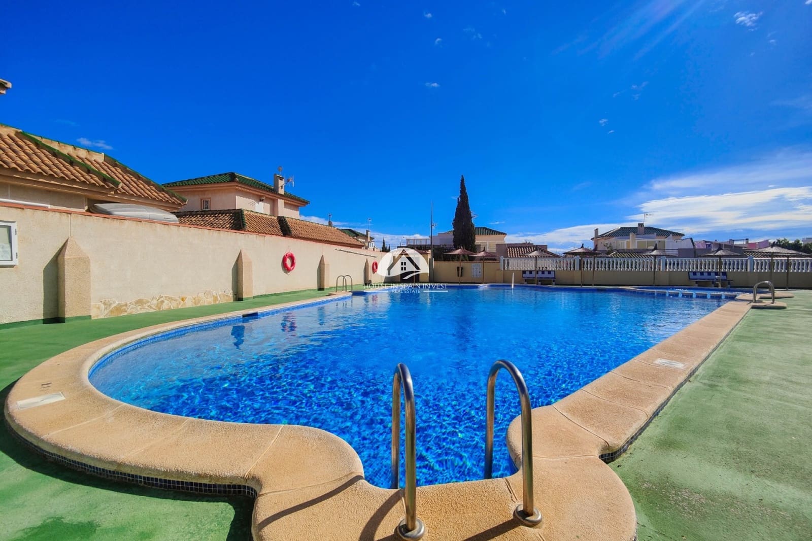 1 chambre Bungalow à vendre à Punta Prima avec piscine - 131 000 € (Ref: 9841582)