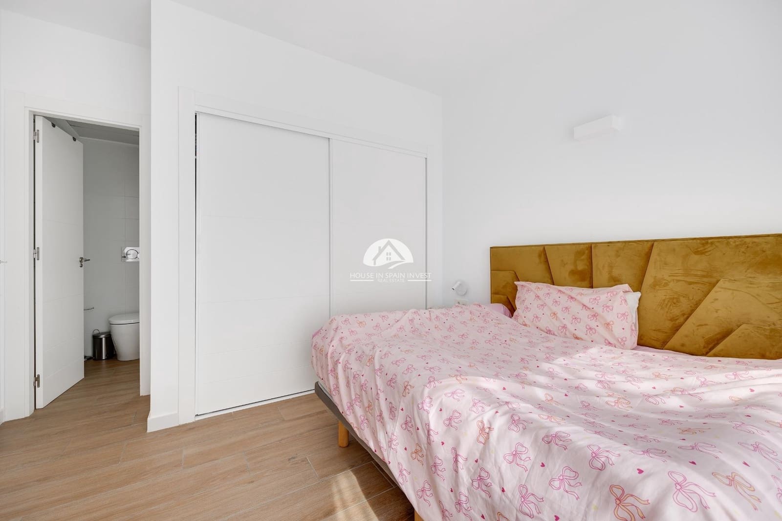 3 soverom Villa til salgs i Torrevieja med svømmebasseng - € 423 000 (Ref: 9841735)