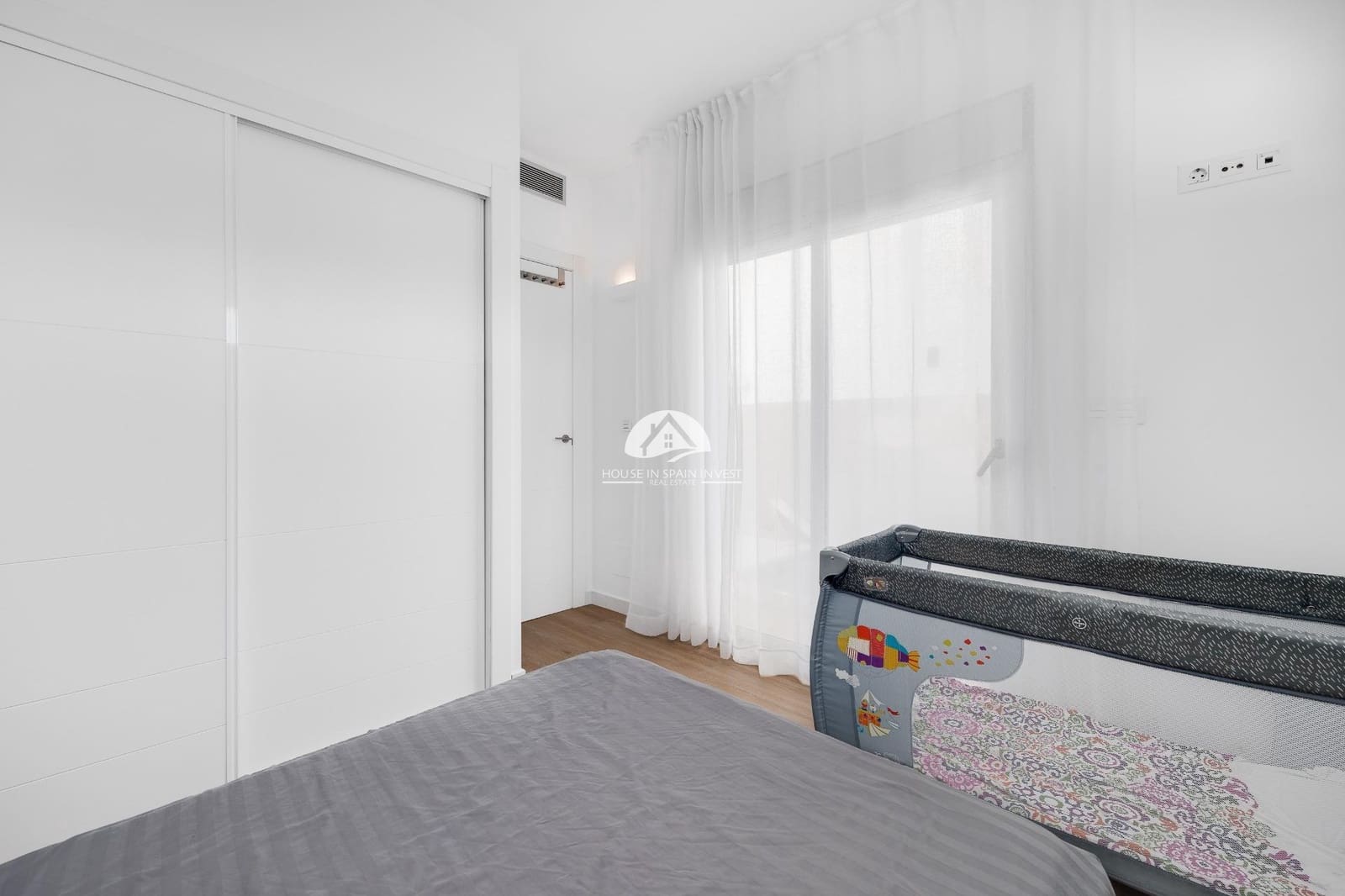 3 soverom Villa til salgs i Torrevieja med svømmebasseng - € 423 000 (Ref: 9841735)