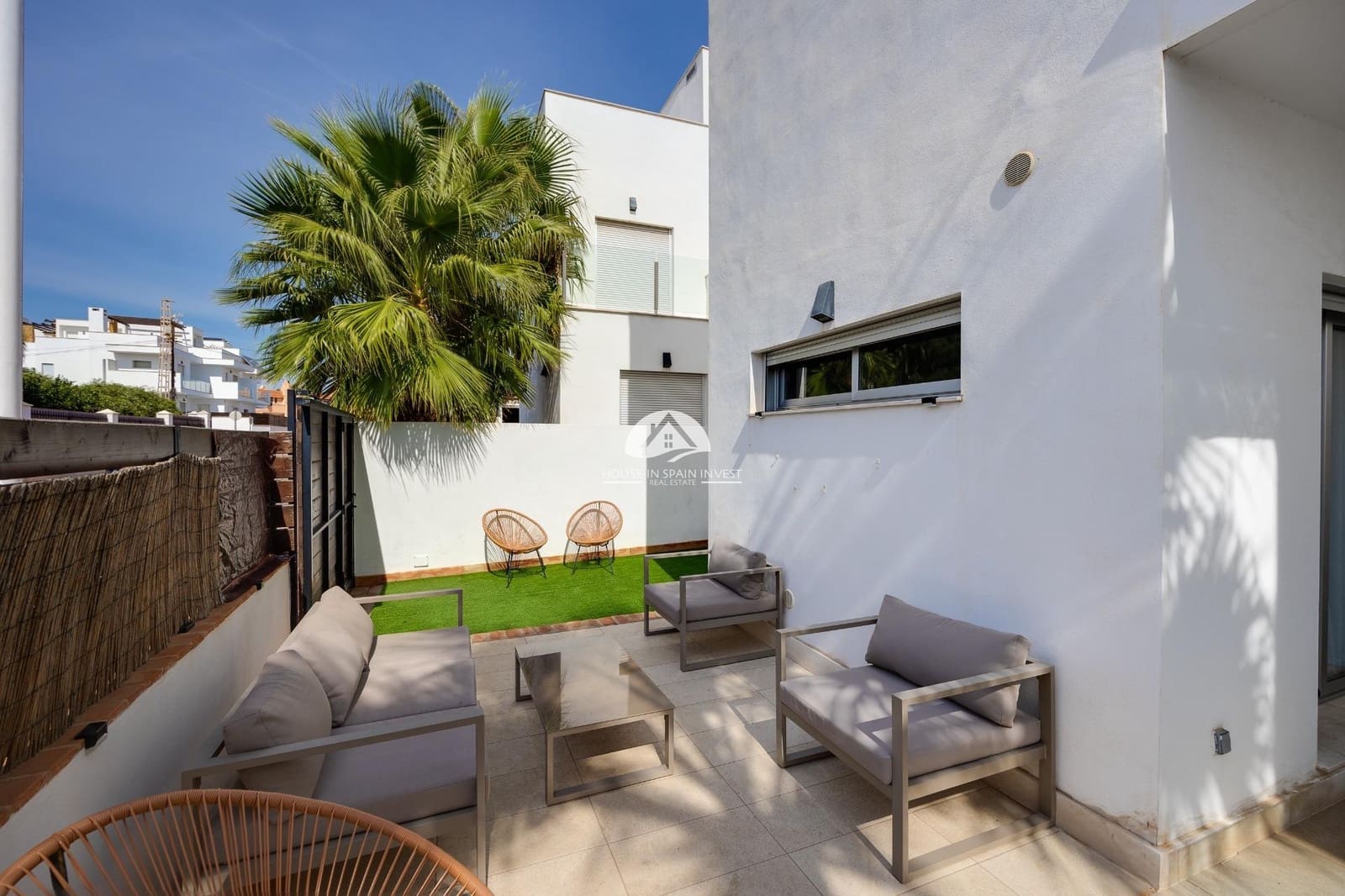 3 soverom Villa til salgs i Torrevieja med svømmebasseng - € 423 000 (Ref: 9841735)
