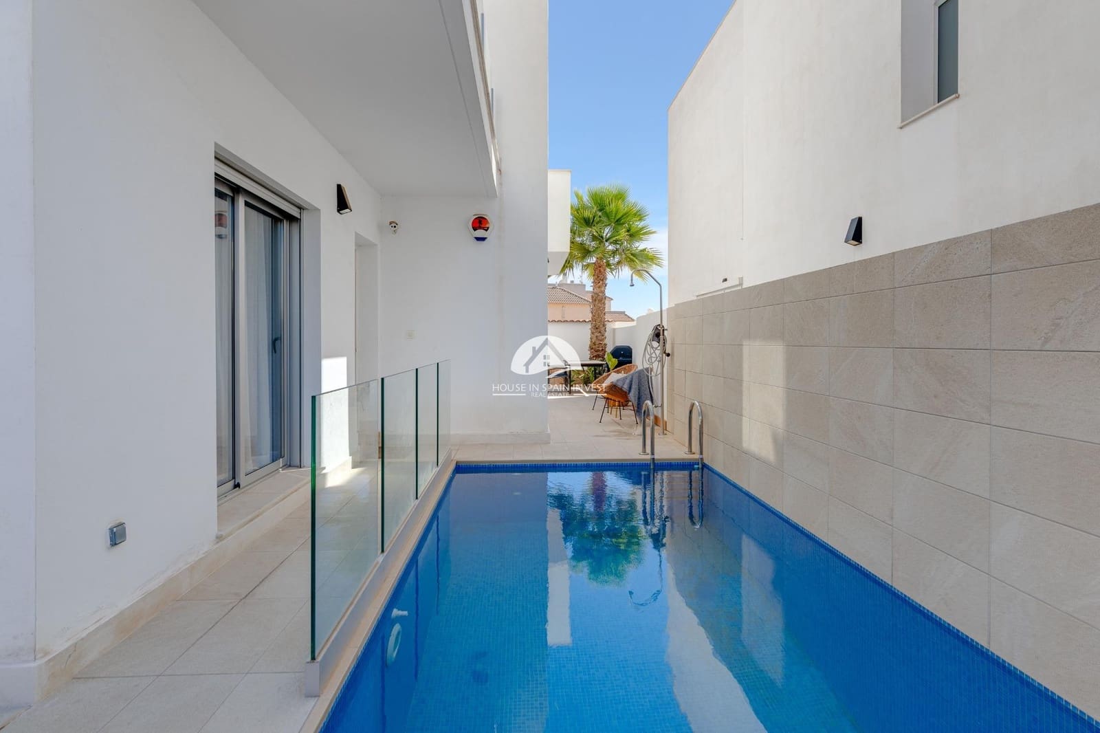 3 soverom Villa til salgs i Torrevieja med svømmebasseng - € 423 000 (Ref: 9841735)