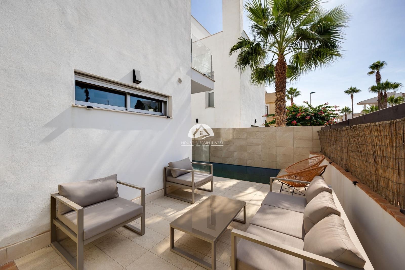 3 soverom Villa til salgs i Torrevieja med svømmebasseng - € 423 000 (Ref: 9841735)