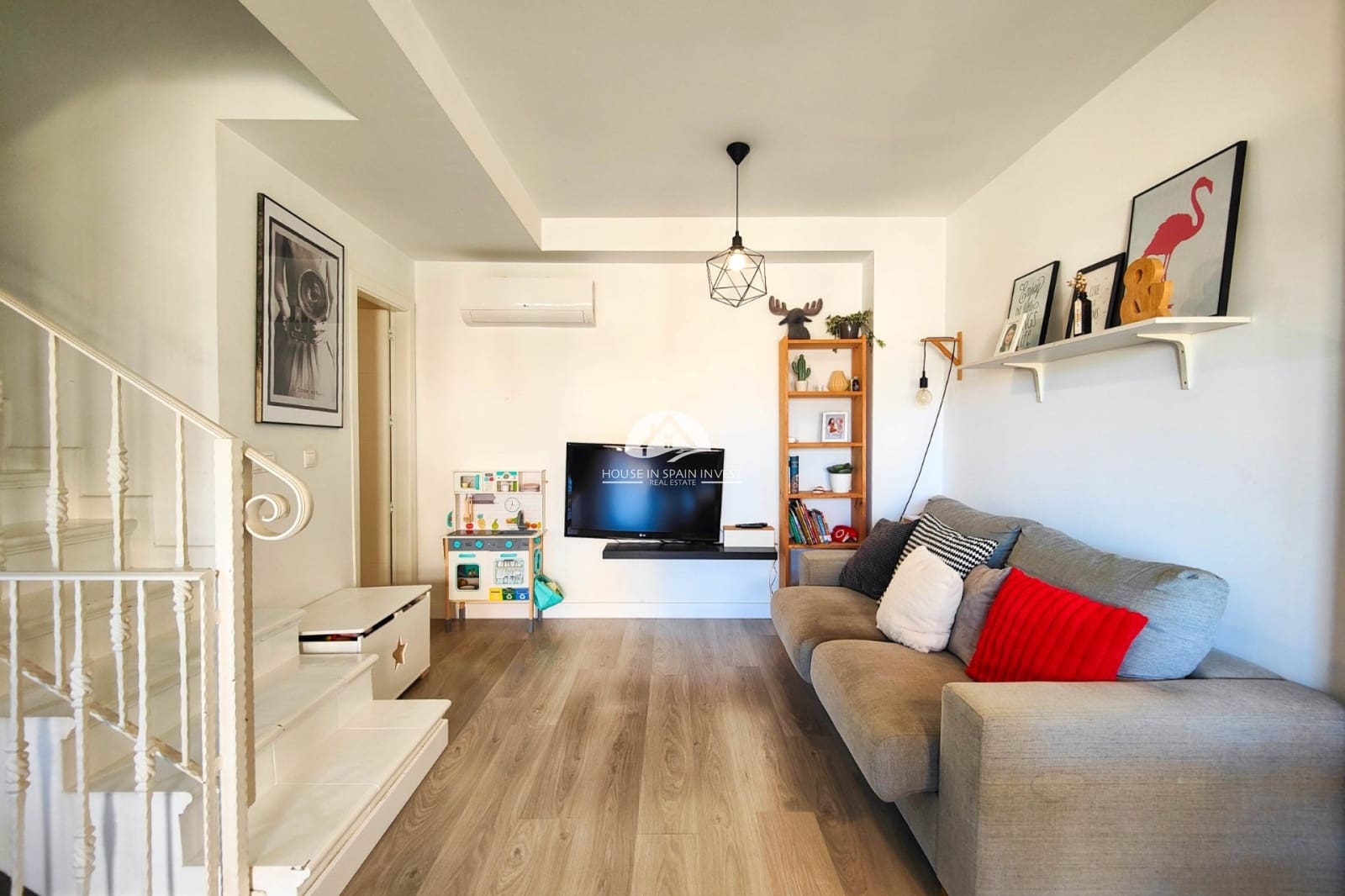 3 slaapkamer Huis te koop in Guardamar del Segura met zwembad garage - € 269.000 (Ref: 9848226)