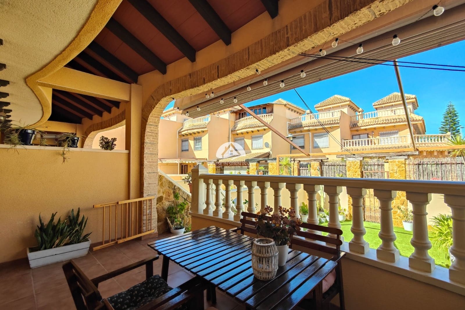 3 slaapkamer Huis te koop in Guardamar del Segura met zwembad garage - € 269.000 (Ref: 9848226)