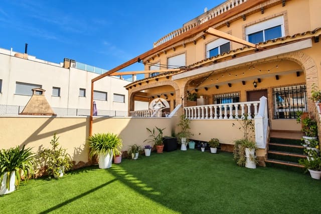 Casa de 4 habitaciones en El Edén, Guardamar del Segura en venta con piscina garaje - 269.000 € (Ref: 9848226)