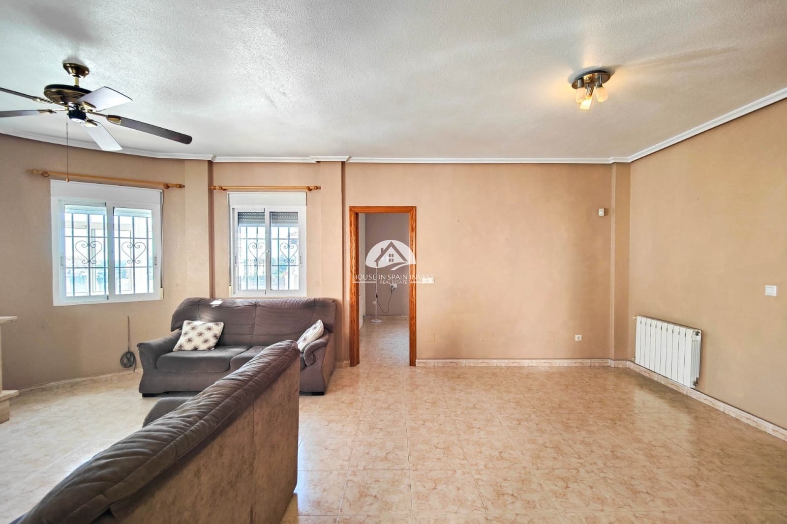 3 soverom Villa til salgs i Bigastro med svømmebasseng garasje - € 249 900 (Ref: 9854702)
