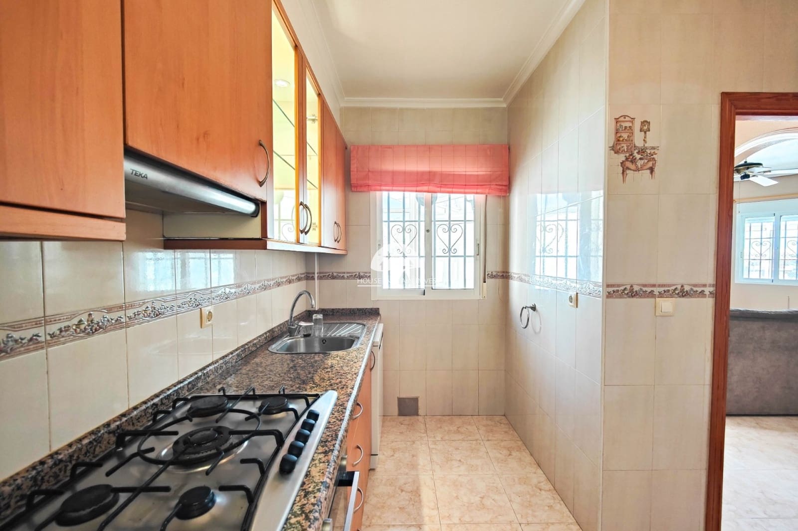 3 soverom Villa til salgs i Bigastro med svømmebasseng garasje - € 249 900 (Ref: 9854702)