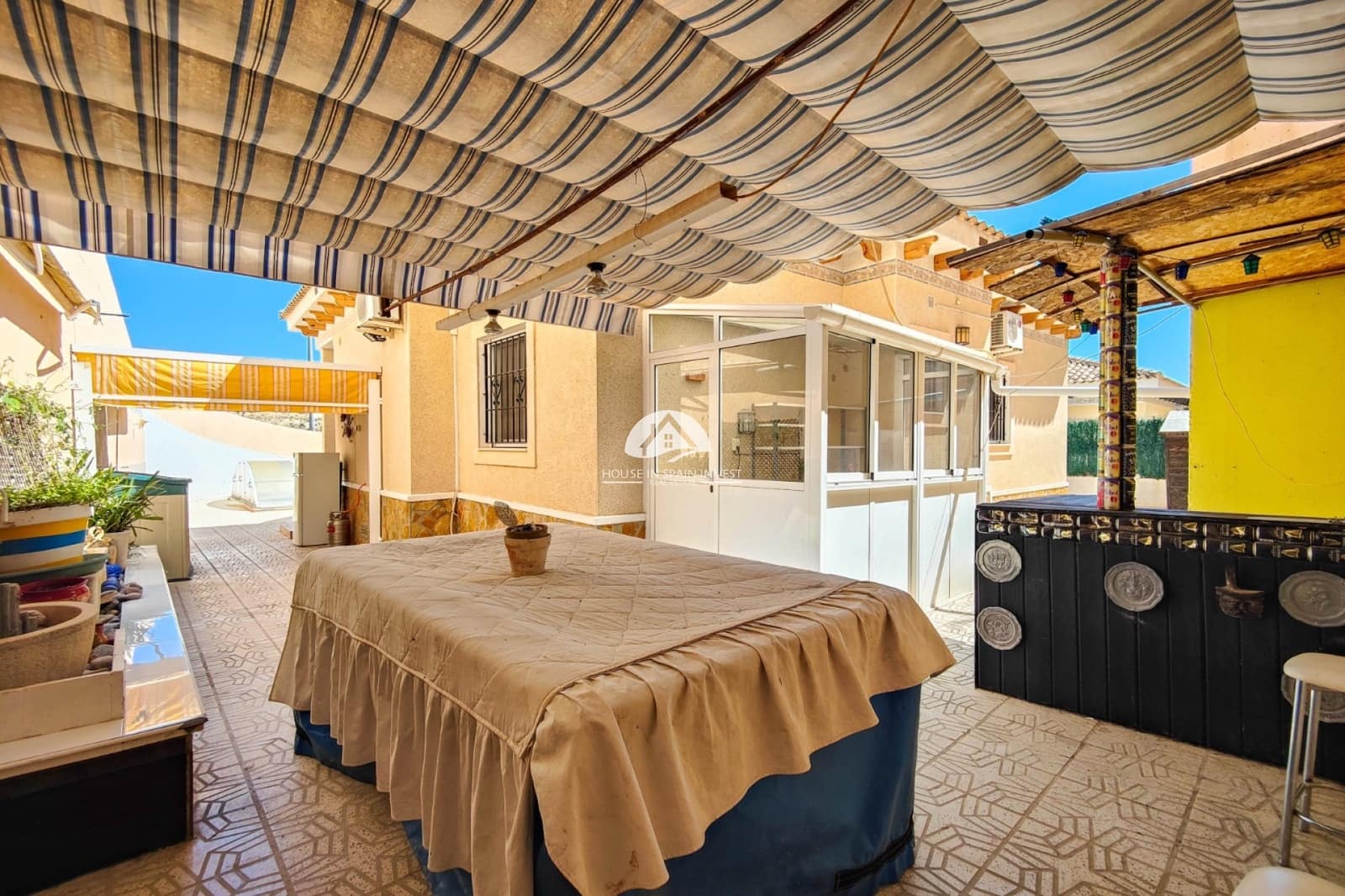 3 soverom Villa til salgs i Bigastro med svømmebasseng garasje - € 249 900 (Ref: 9854702)